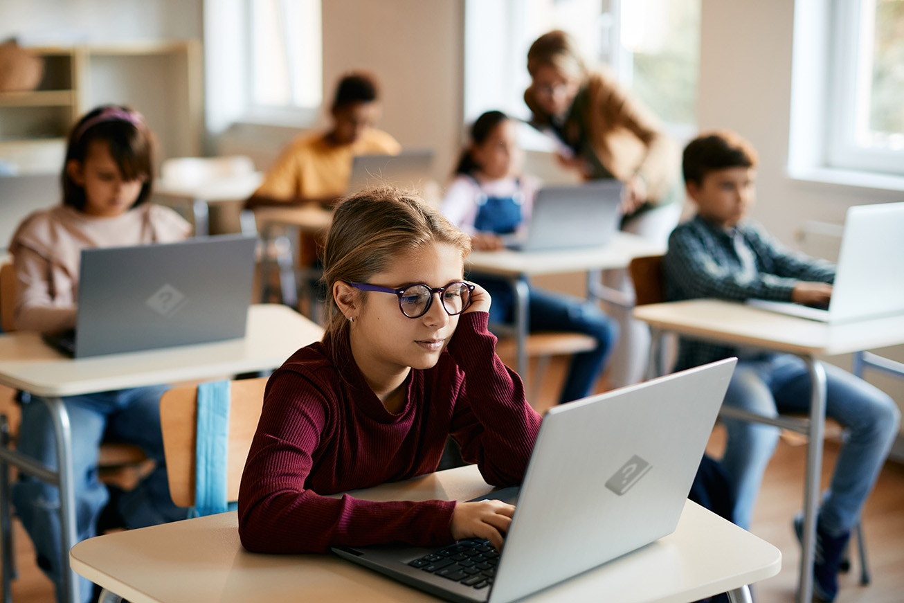 Cerrando la brecha entre profesores y estudiantes: aprovechar el poder de las herramientas de creación de documentación de ayuda para crear contenido atractivo